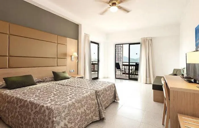 Hotell Talayot Cala'N Blanes (Menorca)